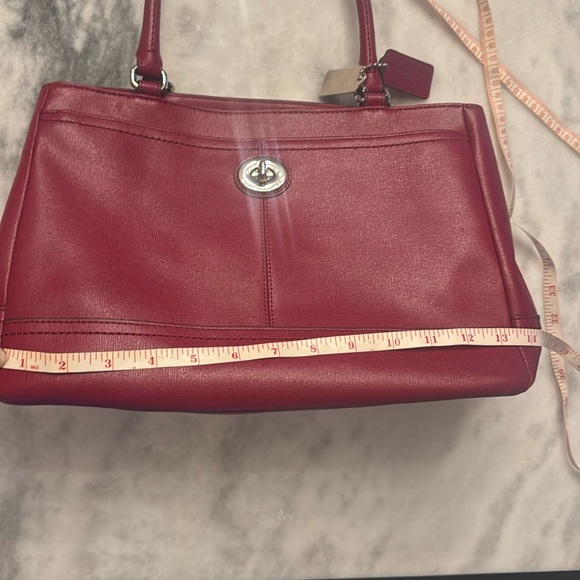 Coach tote deep red like new condition - Picture 9 of 14